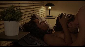 Actress - Lyndie Greenwood, Quinnlan Ashe: Movie - The Other People